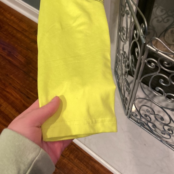 Dare2B Yellow Men’s Dry-fit Quarter-Zip Size Medium - Picture 3 of 6